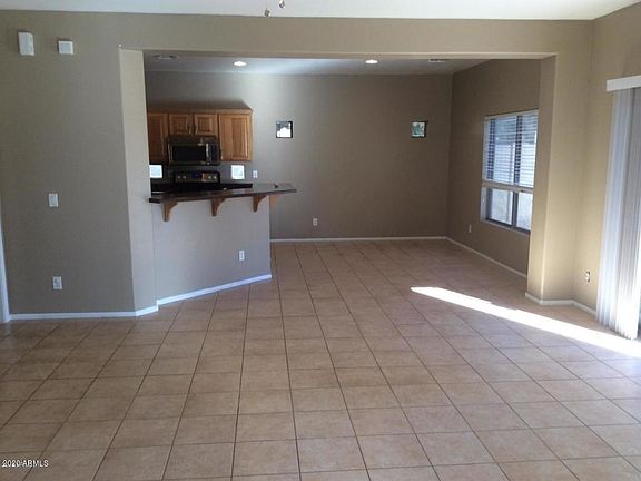 2nd image of 14935 N 137th Ln