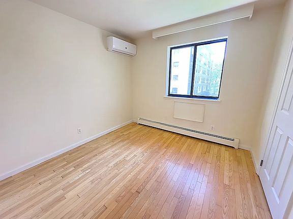 3rd image of 12-1 26th Ave #2