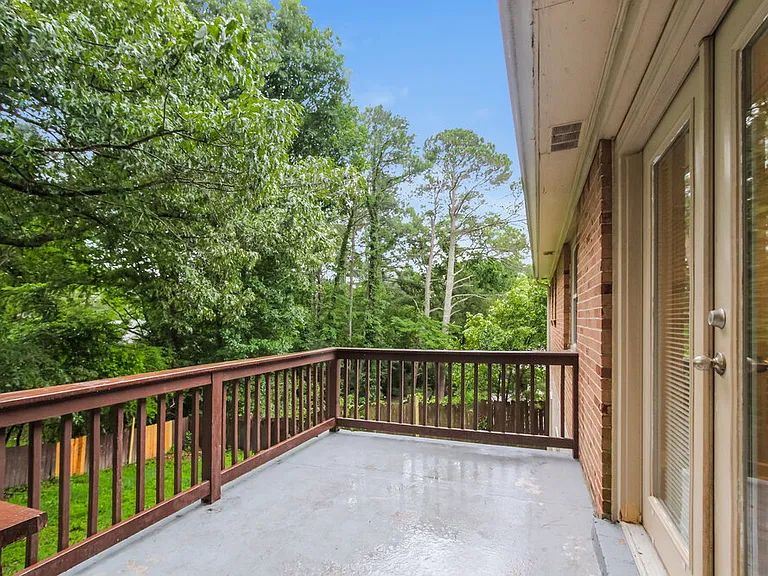 509 Ardmore Ln — Photo 14