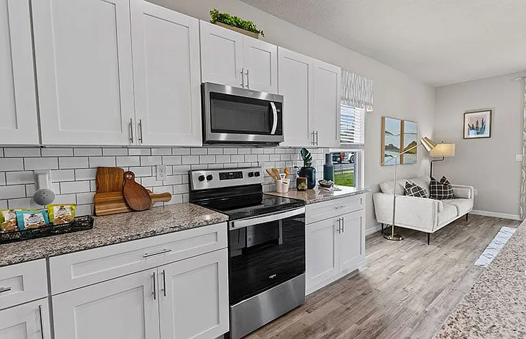 Enclave at Tara Greens Townhomes — Photo 2