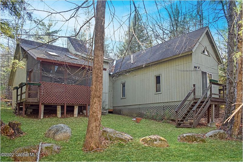2nd image of 9 Pine Lane