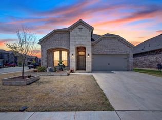 3703 High Country Rd, Aubrey, TX 76227
