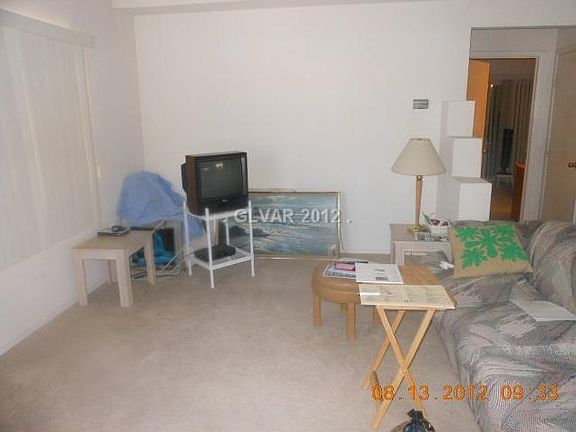 3rd image of 3692 Steinbeck Dr