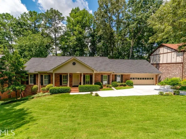 2966 Cravey Dr, Atlanta, GA 30345
