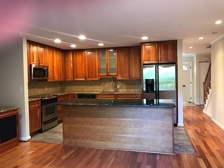 923 T St NW #A — Photo 10