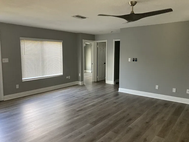 10606 Whitman Cir — Photo 33