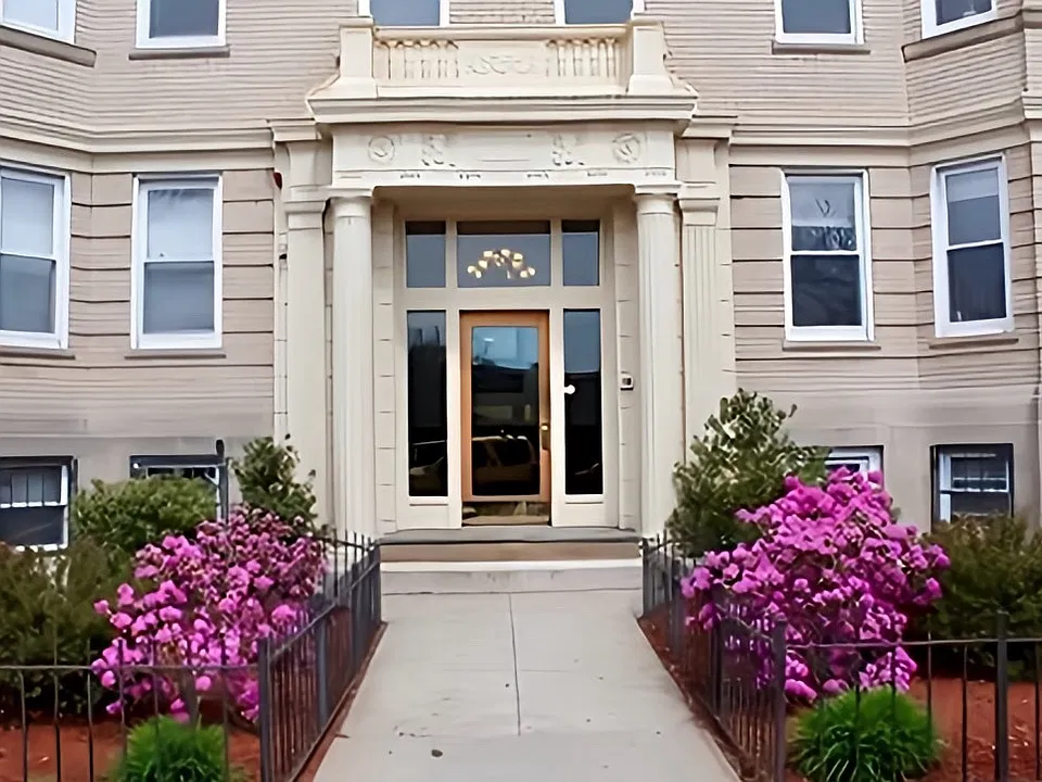 11 Park Dr #35
