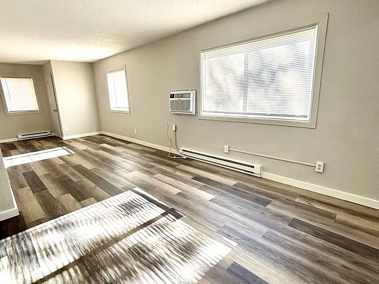 Cedar Crest Apartments — Photo 31