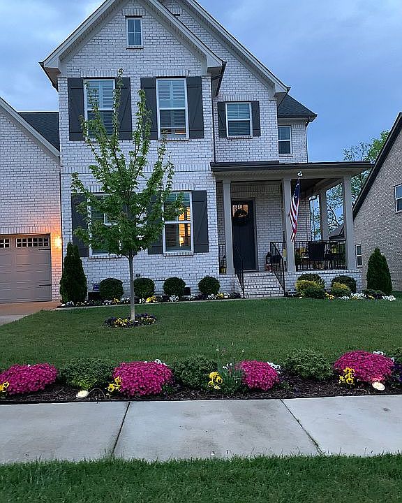 2nd image of 2726 Paddock Park Dr