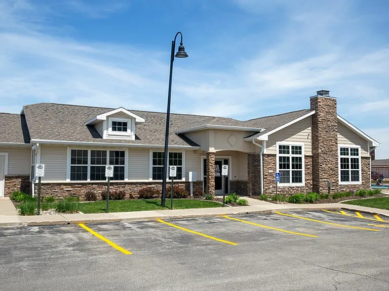 Woodland Reserve Apartments — Photo 19