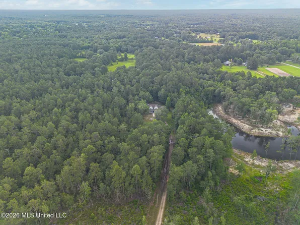 94 D And North Rd, Picayune, MS 39466