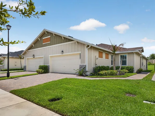 2057 SE Crosswood Way, Port St Lucie, FL 34984