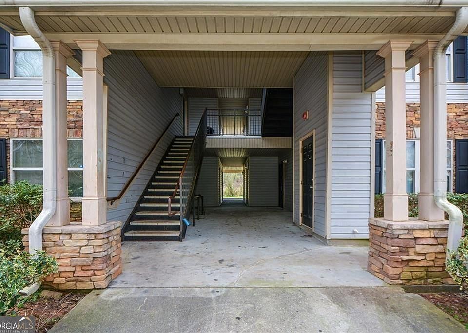 1st image of 4101 Fairington Club Dr #4101