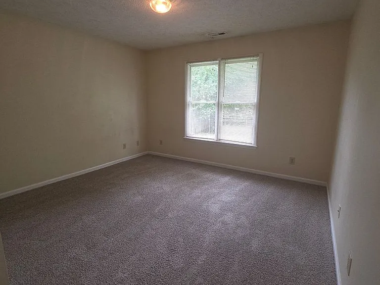 6330 Greycliff Dr — Photo 7