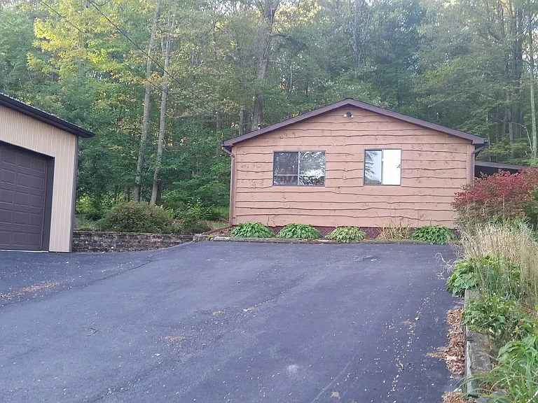 847 Lehman Outlet Rd — Photo 1
