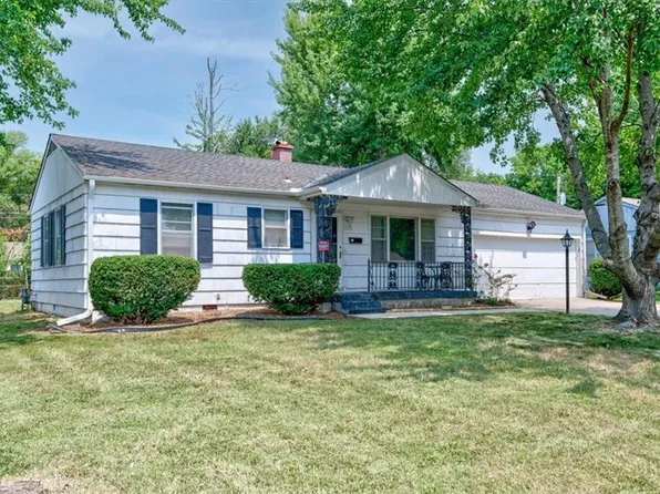 9100 Richards Dr, Raytown, MO 64133