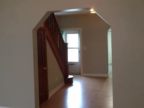 528 Holtzman Ct, Baltimore, MD 21231