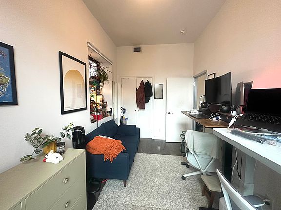 4th image of 265 Nostrand Ave #5B