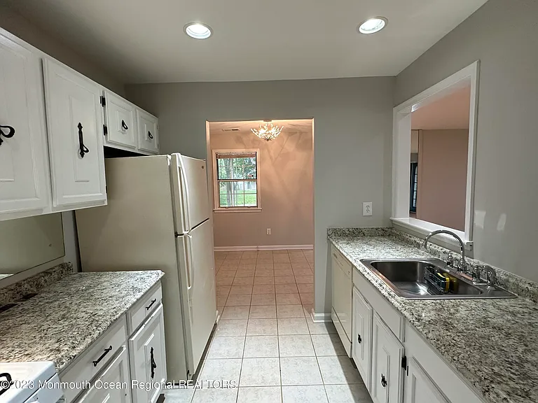 143 Tanglewood Pl — Photo 8