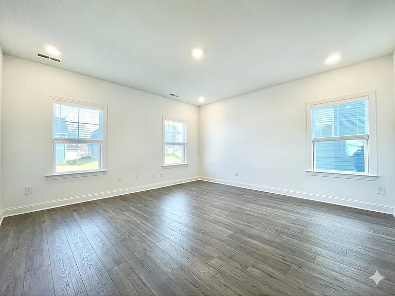 1452 Hazelnut Ridge Ln — Photo 8