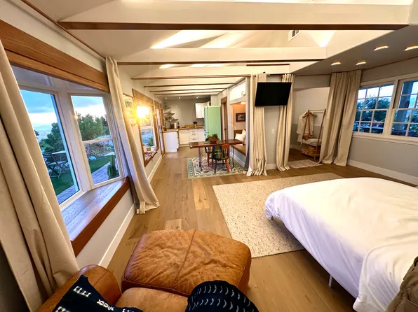 (undisclosed Address), Fallbrook, CA 92028