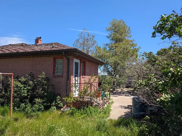 123 10th Ave N, Shelby, MT 59474