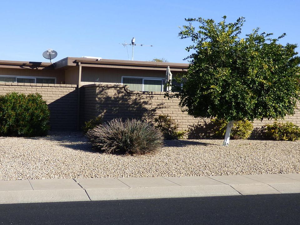 1st image of 9822 W Redwood Dr