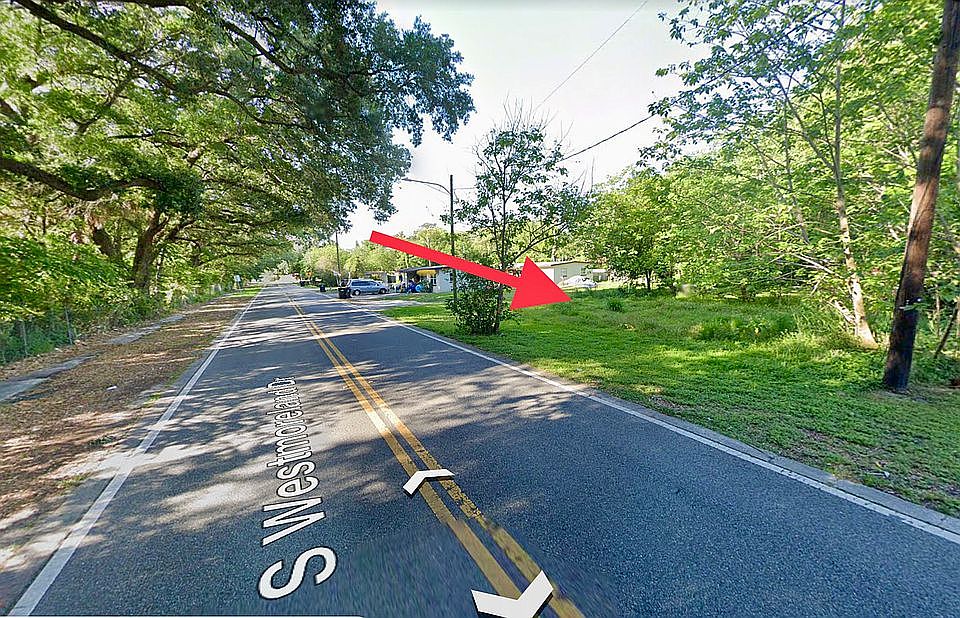 1st image of 3510 S Westmoreland Dr