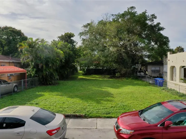 1376 NW 32nd St, Miami, FL 33142