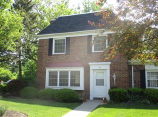 18 Hickory Hill Rd, Buffalo, NY 14221