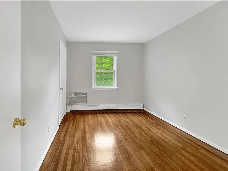 21 E Cedar St #2 — Photo 10