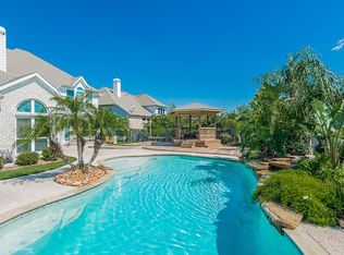 1054 Misty Trails Ln, League City, TX 77573