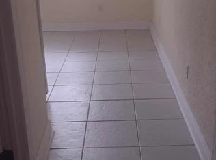 7122 Boca Ciega Dr, Saint Pete Beach, FL 33706