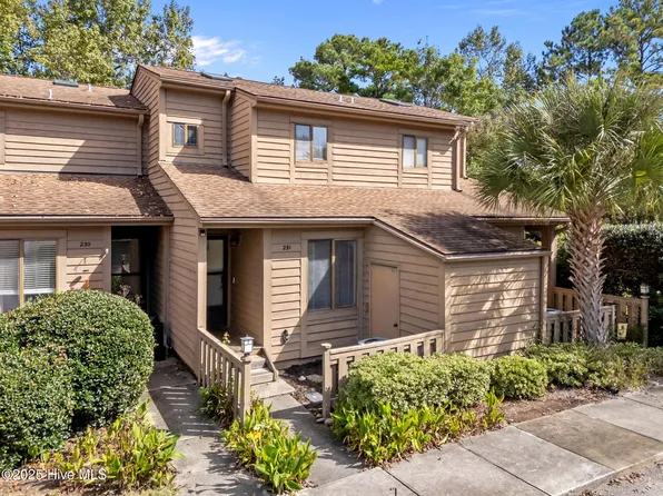 231 Saint Luke Court, Wilmington, NC 28409