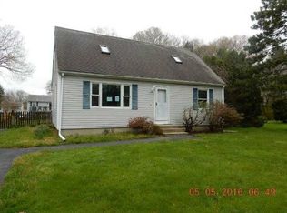 24 Fernleaf Trl, Narragansett, RI 02882