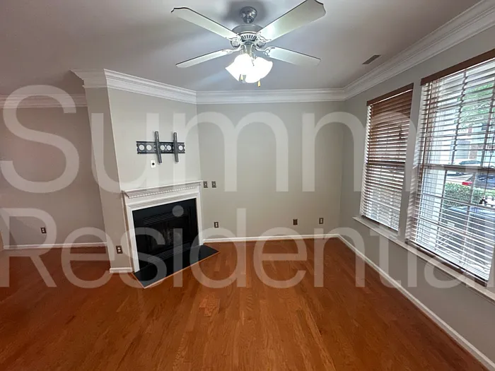 2 bed, 2.0 bath, 1350 sqft, $1,745 — Photo 3