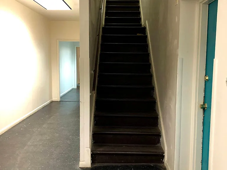 30 S New St #208 — Photo 4