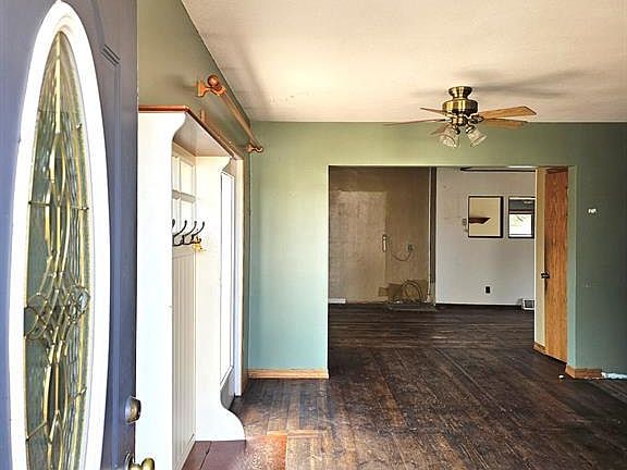 5th image of 820 14th Avenue
