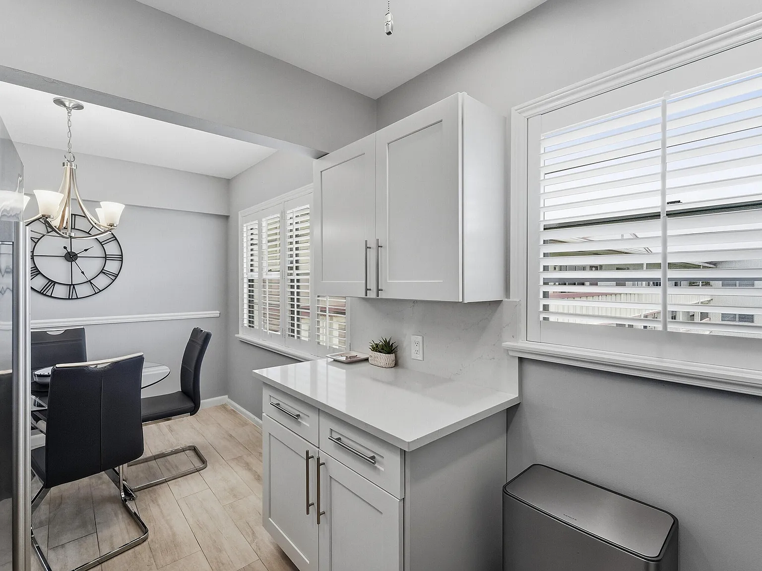 2 bed, 1.5 bath, 840 sqft, $1,800 — Photo 3