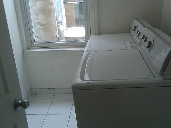 2nd image of 2819 W Girard Ave
