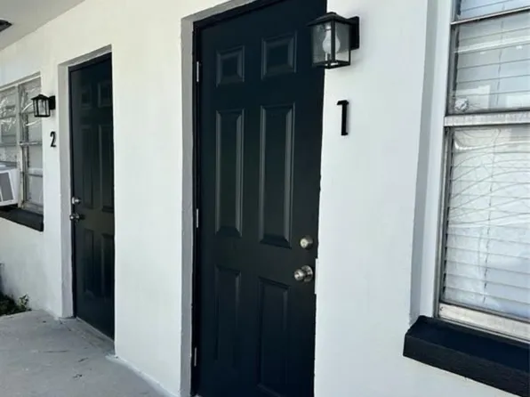 810 5th St #1, West Palm Beach, FL 33401