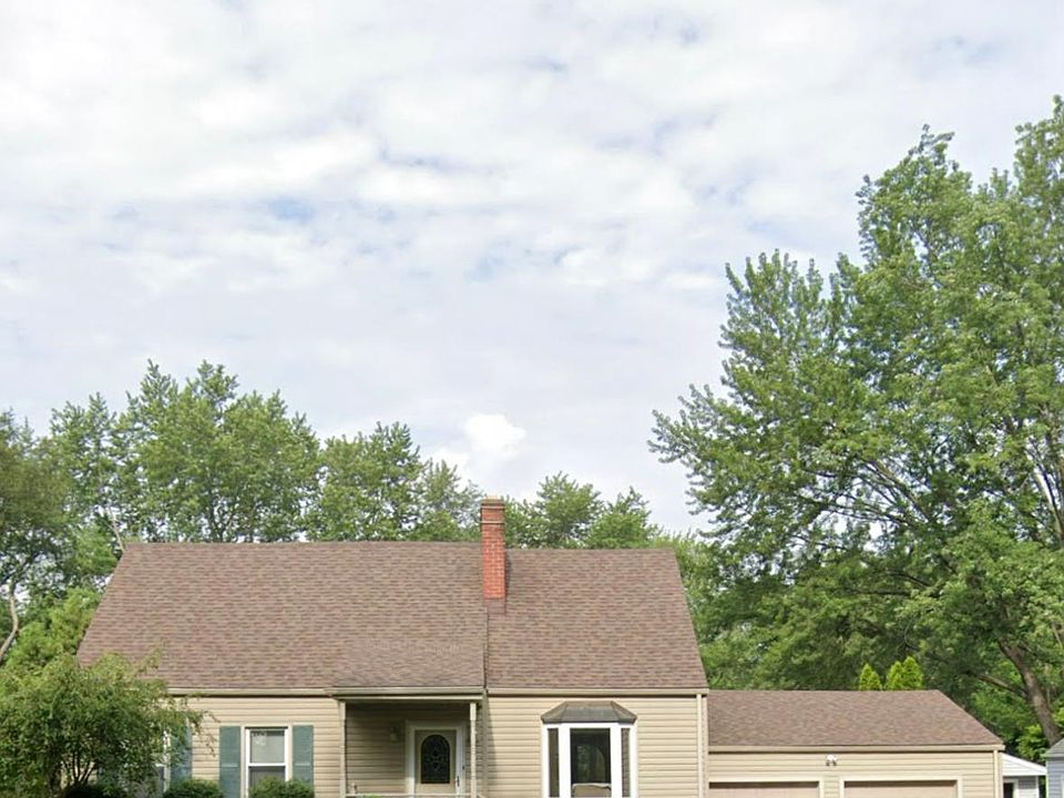 2nd image of 18133 Floral St