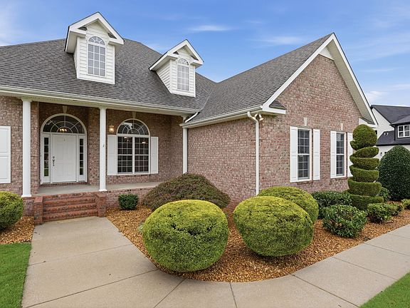 4th image of 229 Ridgecrest Dr