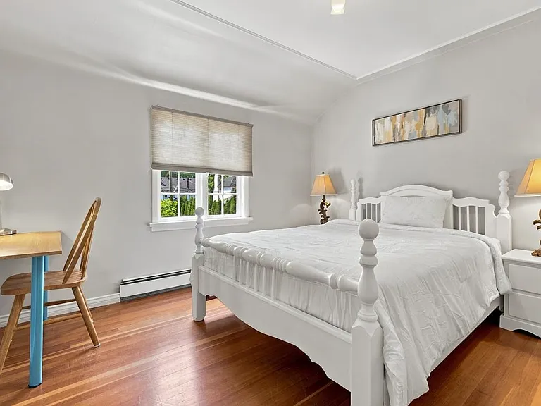 5809 Granville St — Photo 18