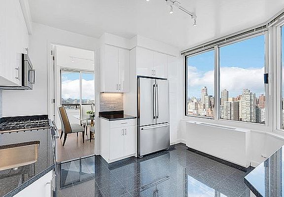 3rd image of 350 E 79th St APT 23A