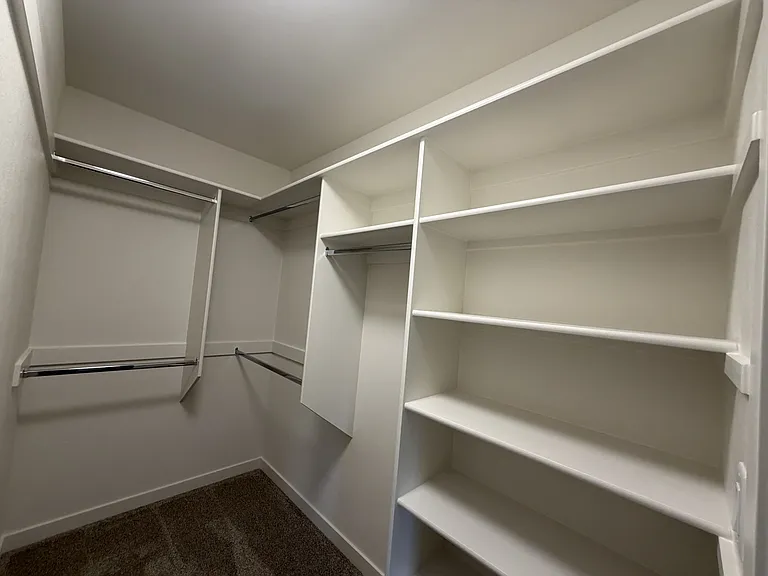 4025 Filbert St NE — Photo 31
