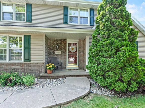 3rd image of N1357 Tuckaway Ct