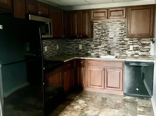 200 Bunker Hill Rd, Womelsdorf, PA 19567