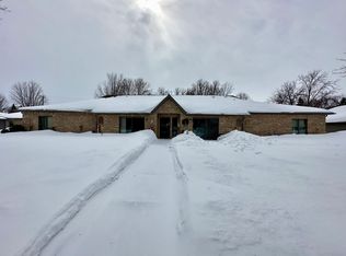 920 E Summit Ave APT 203, Fergus Falls, MN 56537