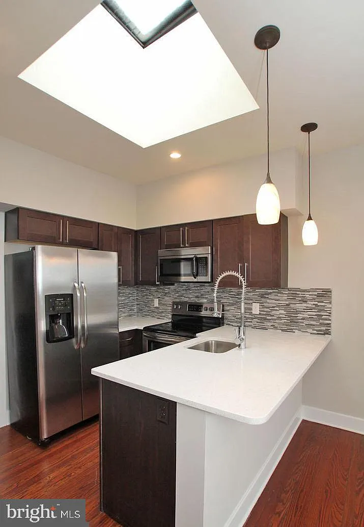 1 bed, 575 sqft, $1,550 — Photo 3